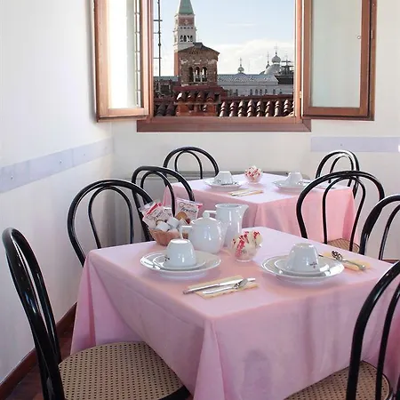 Bed & Breakfast Bed & - Casa Per Ferie La Pieta